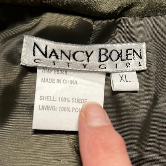 Nancy Bolen Woman’s Suede Jacket and Skirt Set - Picture 4 of 9